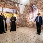 Widok z bliska - wystawa w Starym Opactwie