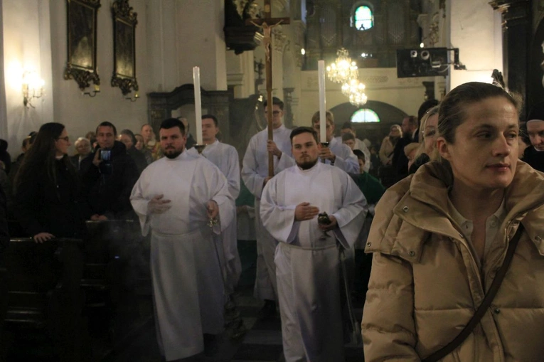 VIII Światowy Dzień Ubogich w Opolu - Msza św.