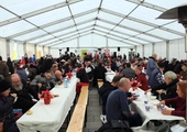 VIII Światowy Dzień Ubogich w Opolu - wspólna biesiada