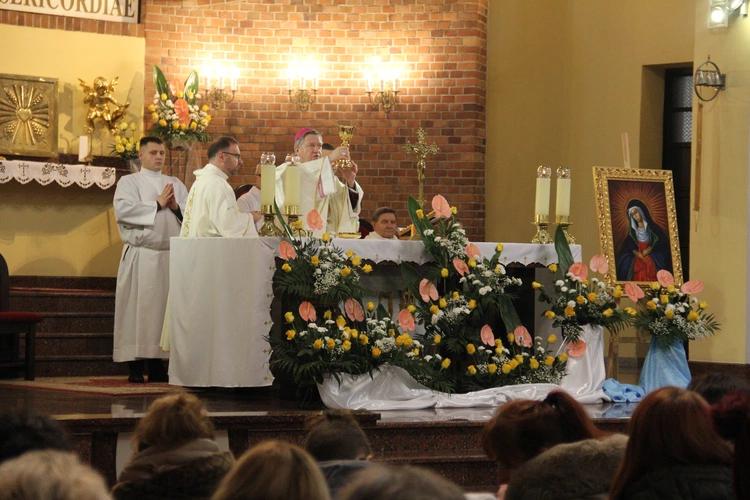 Odpust w parafii NMP Matki Miłosierdzia w Oleśnicy