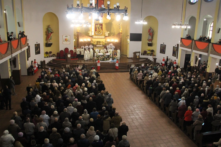 Odpust w parafii NMP Matki Miłosierdzia w Oleśnicy