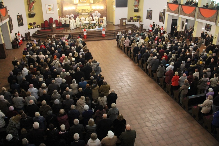 Odpust w parafii NMP Matki Miłosierdzia w Oleśnicy