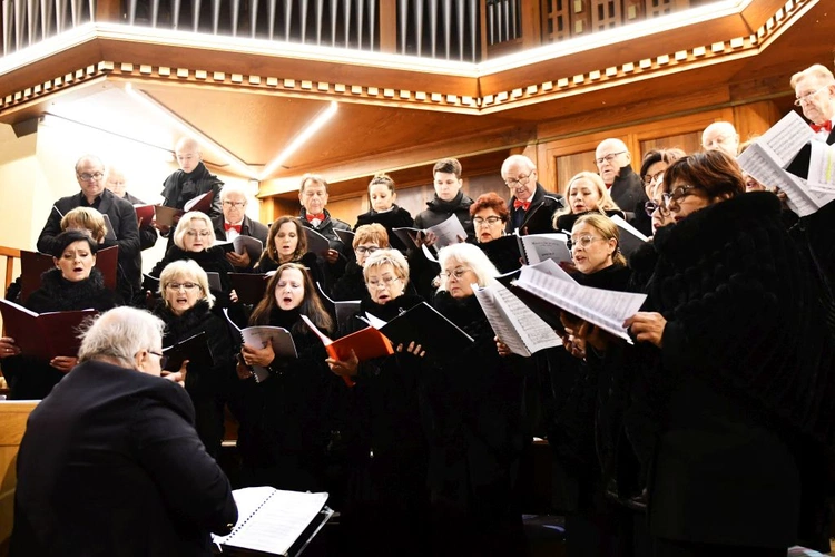 Koncert chóru "Cantemus Domino"