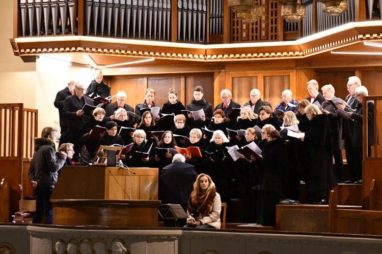 Koncert chóru "Cantemus Domino"
