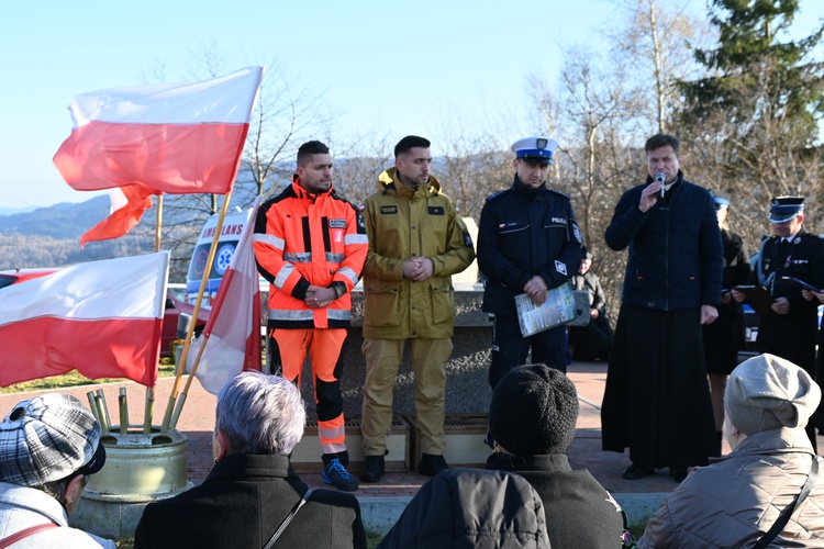 Ku pamięci i przestrodze 