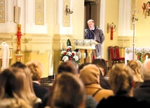 Spotkanie poprowadził ppłk rez. Damian Potyrało, specjalista ds. bezpieczeństwa narodowego.