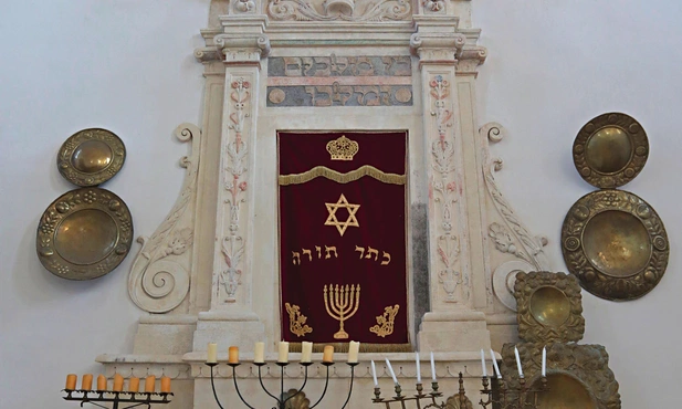 Świetnie zachowana synagoga to rzadkość na polskich ziemiach po tragedii  II wojny światowej 