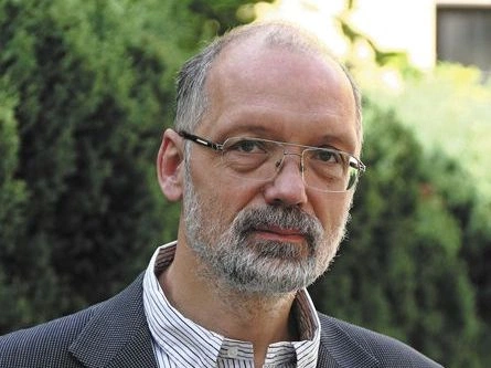 Takich dwóch warto słuchać... Recenzja książki „W potrzasku historii i geografii”