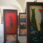 Tarnów. Plenerowa wystawa ikon br. Marcina Świądra
