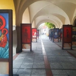 Tarnów. Plenerowa wystawa ikon br. Marcina Świądra