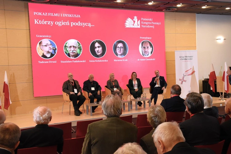 Krzyże Wolności i Solidarności