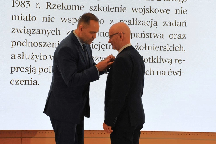 Krzyże Wolności i Solidarności