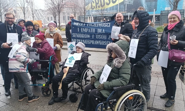 Śląskie. Happeningi z okazji Światowego Dnia Życzliwości