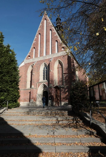 Szydłów - miasto otoczone murami