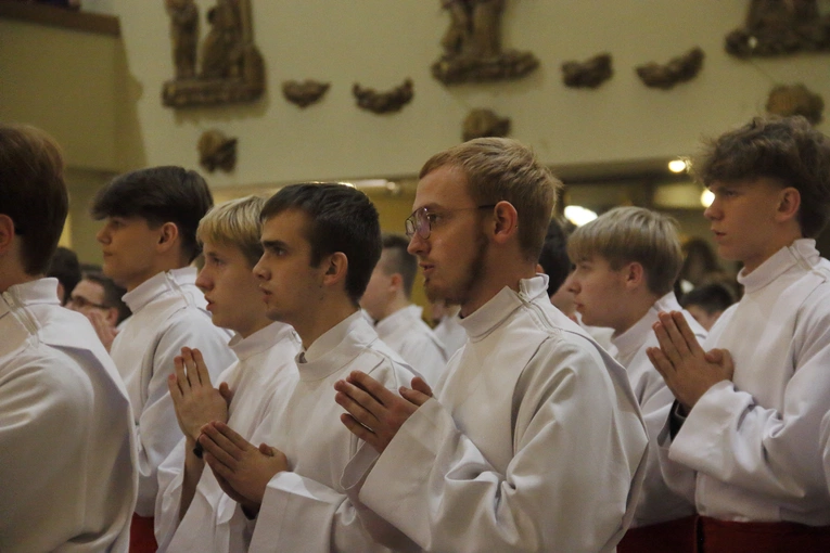 Nowi animatorzy parafialnych wspólnot ministranckich