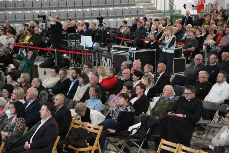 Tarnów. III Forum Parafialnych Rad Duszpasterskich