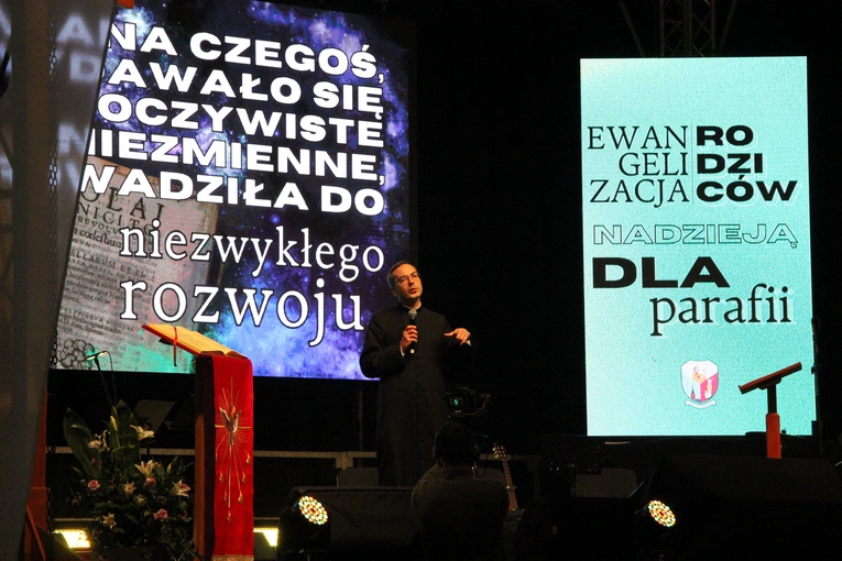 Tarnów. III Forum Parafialnych Rad Duszpasterskich