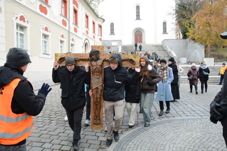 Pielgrzymka na rozpoczęcie Ławki ŚDM