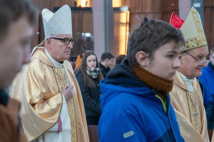 Domówka u Taty, czyli młodzi wokół Najświętszego Sakramentu