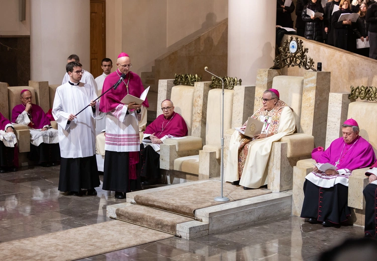 Archidiecezja. Nieszpory rozpoczęły Rok Jubileuszowy setnej rocznicy powstania diecezji katowickiej