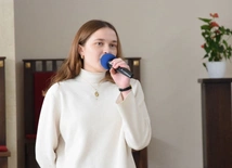 Świadectwo życia młodej wokalistki AnMari