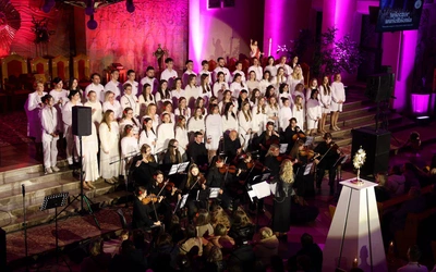 Wieczór uwielbienia "Wszystko mogę w Tym, który mnie umacnia"