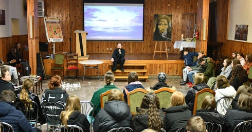 Nie chcą się żegnać z Kościołem