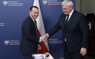 Sikorski: Ukraina potwierdza, że nie ma przeszkód do prowadzenia ekshumacji na jej terytorium