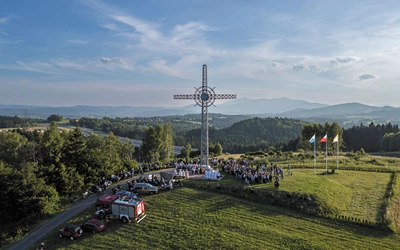 Zaduszki nad Zakopianką. Wspominając ofiary wypadków drogowych…