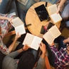 Jak u Jane Austen. Kluby książki przyciągają miłośników literatury