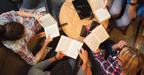 Jak u Jane Austen. Kluby książki przyciągają miłośników literatury