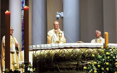 Abp Galbas zaprosił wszystkich diecezjan do nawiedzenia archikatedry Chrystusa Króla w roku jubileuszowym.