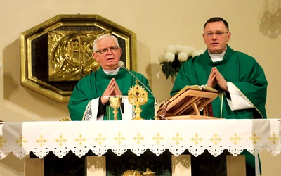 Mszę św. celebrowali ks. Marek Janas i ks. Karol Piłat.