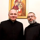 	Opiekę duchową nad grupą będzie sprawować  ks. Adam Petakiewicz, tutejszy proboszcz. Czasami konferencję wygłosi o. Brunon Koniecko.