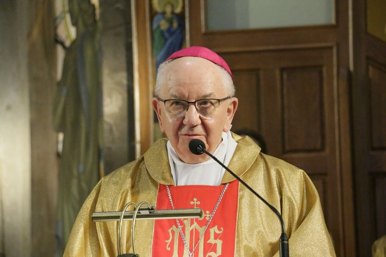 Mocni nadzieją