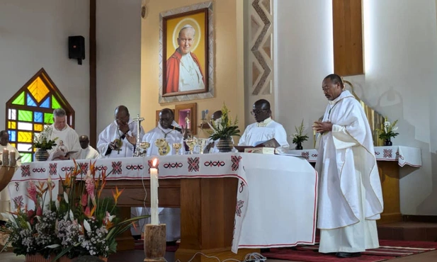 W nowym sanktuarum Jana Pawła II