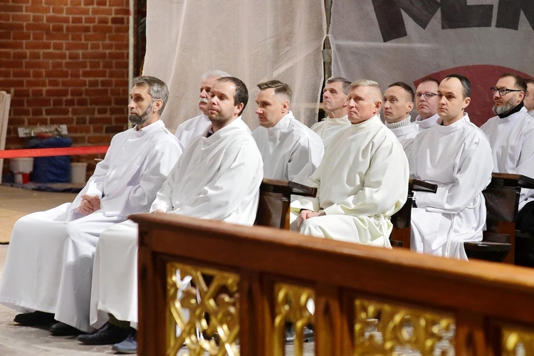 Błogosławieństwo nadzwyczajnych szafarzy Komunii świętej