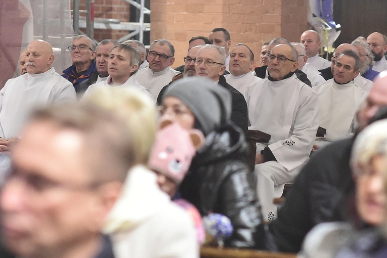 Błogosławieństwo nadzwyczajnych szafarzy Komunii świętej