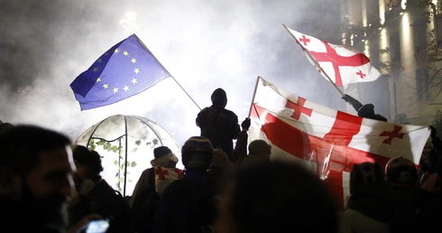 Niespokojnie w Gruzji. Dlaczego obywatele wyszli na ulice?