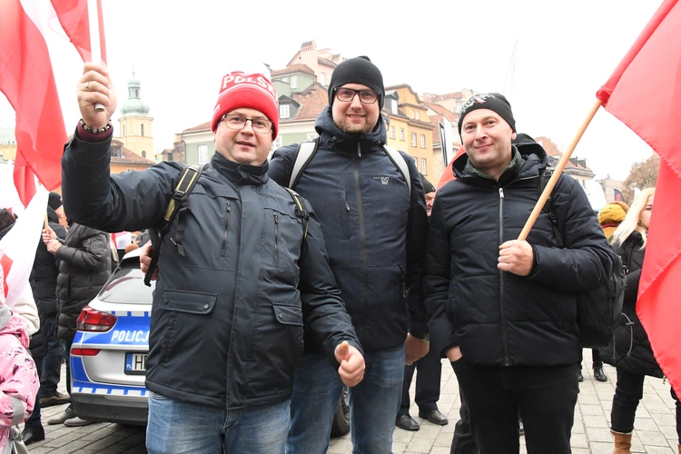 Wielka manifestacja w obronie dzieci