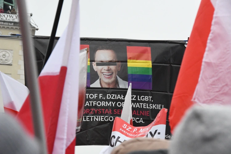 Wielka manifestacja w obronie dzieci