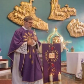 Wprowadzenie relikwii błogosławionej rodziny Ulmów