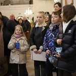 Roraty z pasterzem diecezji w Białej Rawskiej