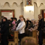 Roraty z pasterzem diecezji w Białej Rawskiej