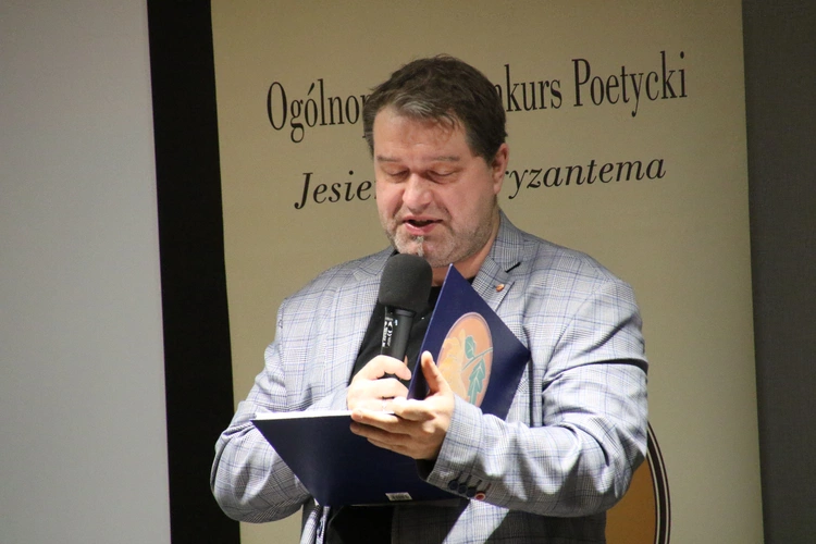 Płock. "Jesienna Chryzantema"