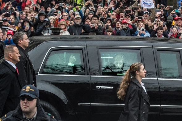 Donald Trump zamierza uczestniczyć w uroczystości otwarcia Katedry Notre Dame