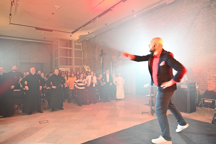 Gala młodych wolontariuszy Caritas AG 2024