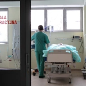 Długi uderzają w chorych