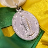 To nie magia! Cudowny medalik to nie katolicki amulet