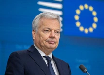 Belgia: Policja przeszukała domy byłego komisarza UE 